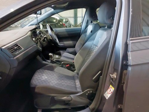 Polo 2024 r line - 2024, petrol